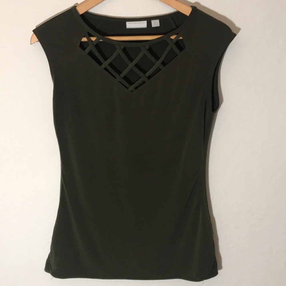 New York and Company dark green women’s top